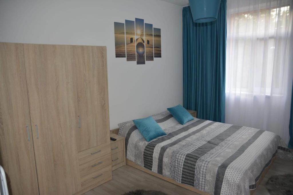 Sunrise Apartment Петрошань Екстер'єр фото