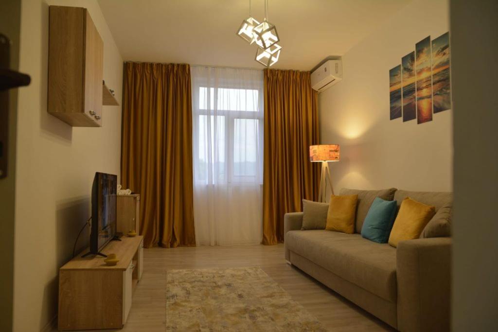 Sunrise Apartment Петрошань Екстер'єр фото